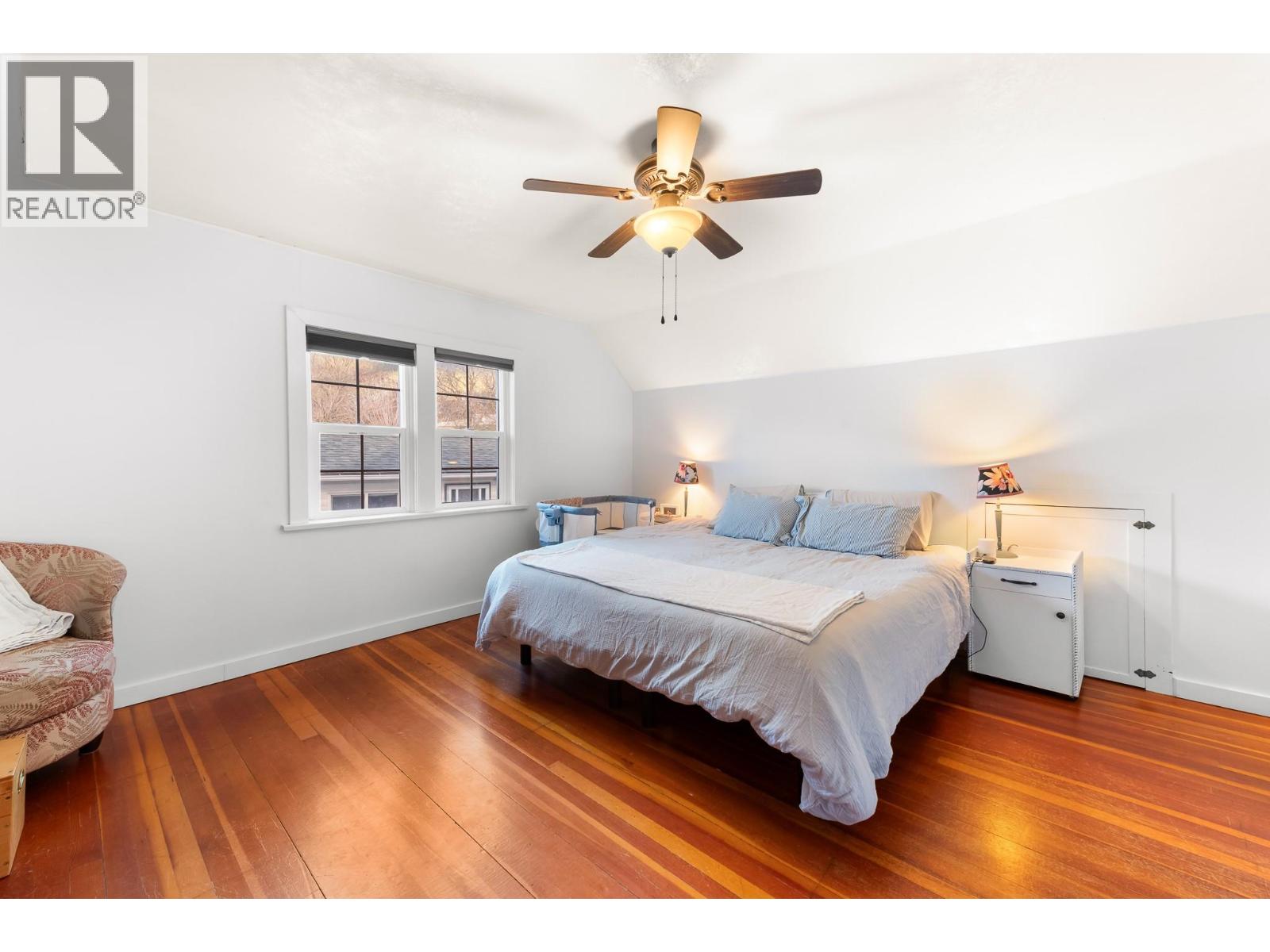 306 10th Avenue N, Creston