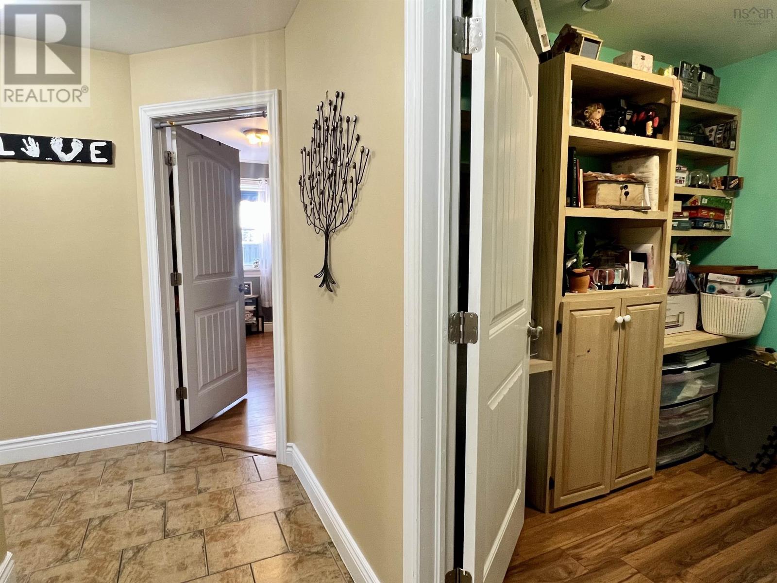 Property 32 of 48 of 1351 Green Hill Road