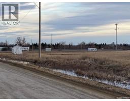 120 N Service Road W, Moose Jaw, SK S6H4N8 Photo 6