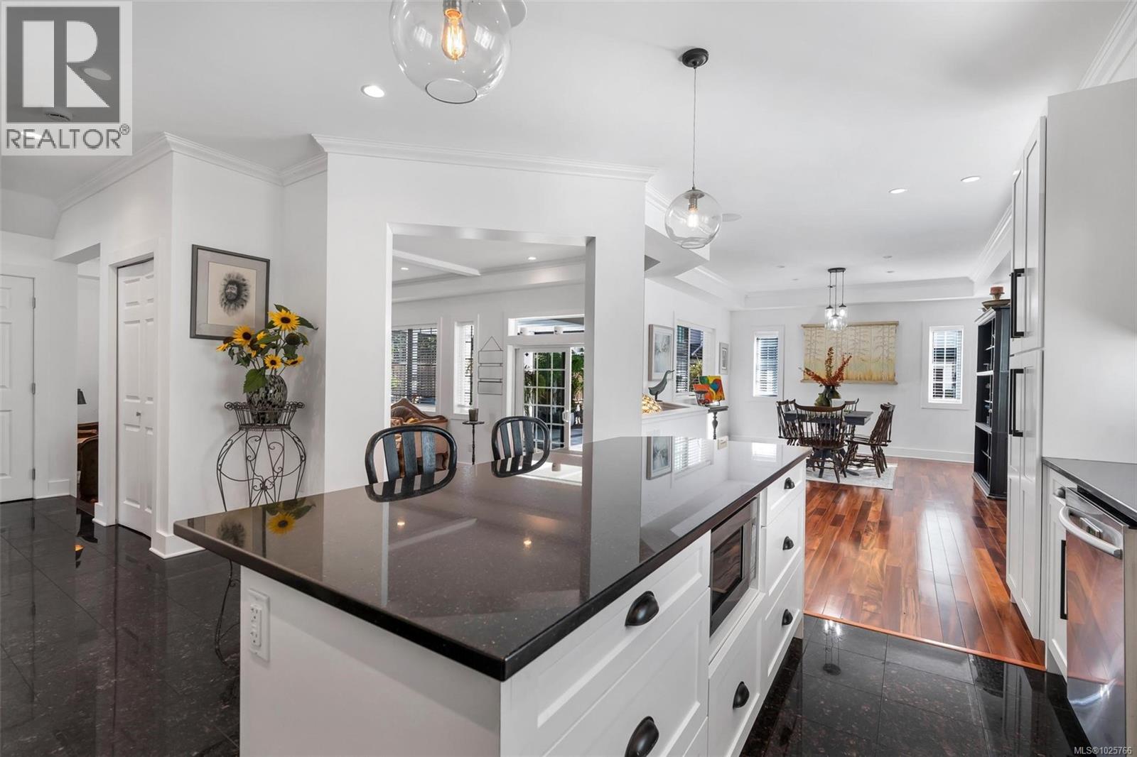  3447 Resolution Way, Colwood