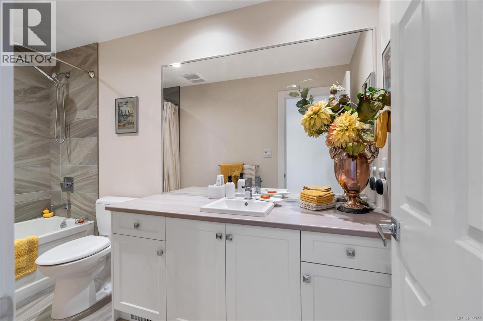  3447 Resolution Way, Colwood