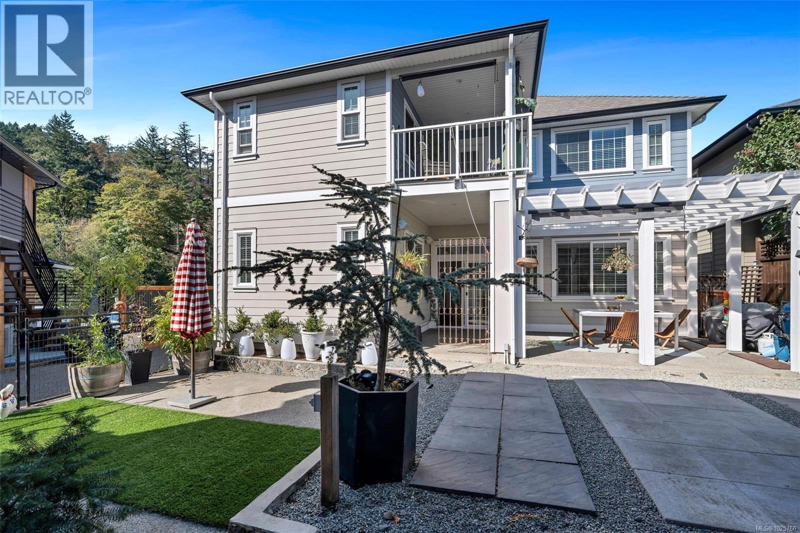  3447 Resolution Way, Colwood