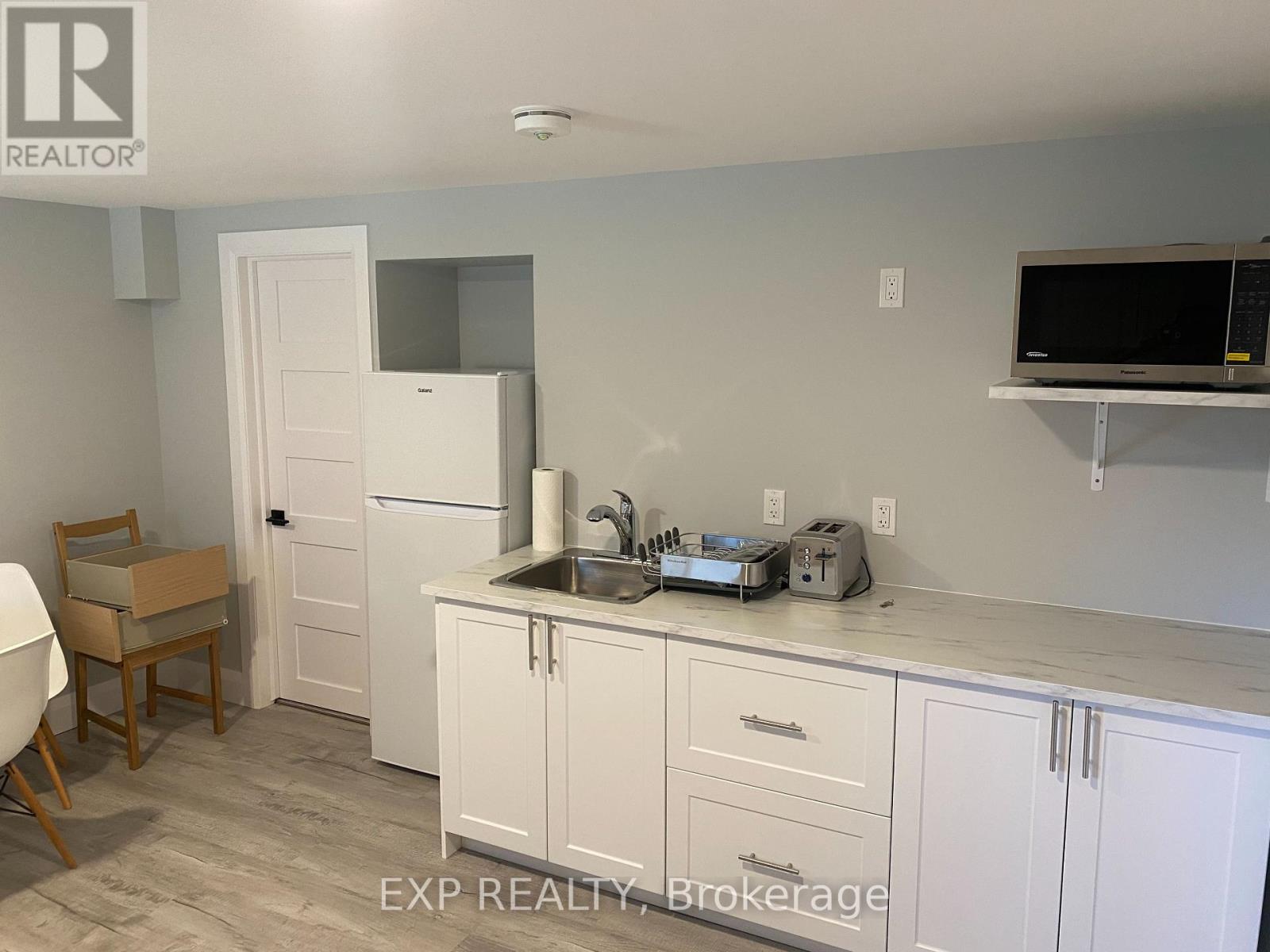 1554 BASELINE ROAD — photo 20