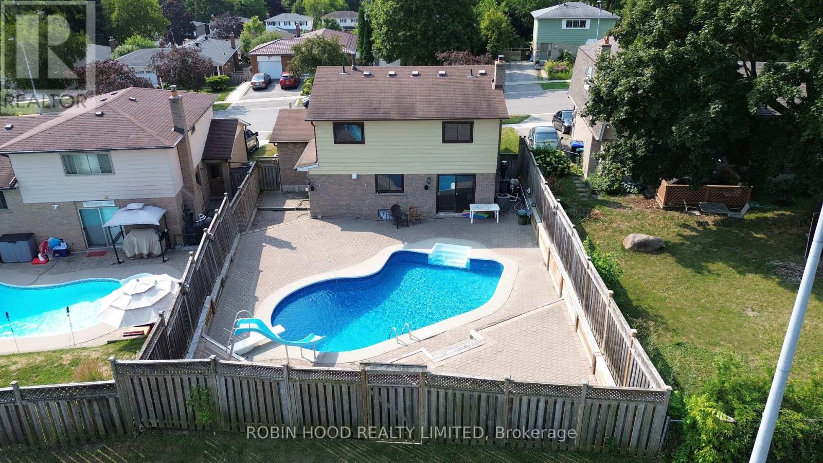 65 BRITANNIA AVENUE - 3