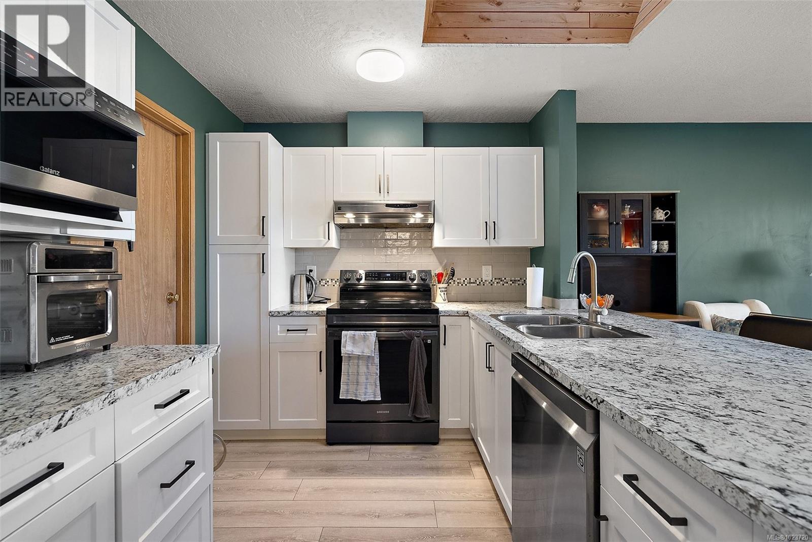 23 4125 Interurban Road, Saanich