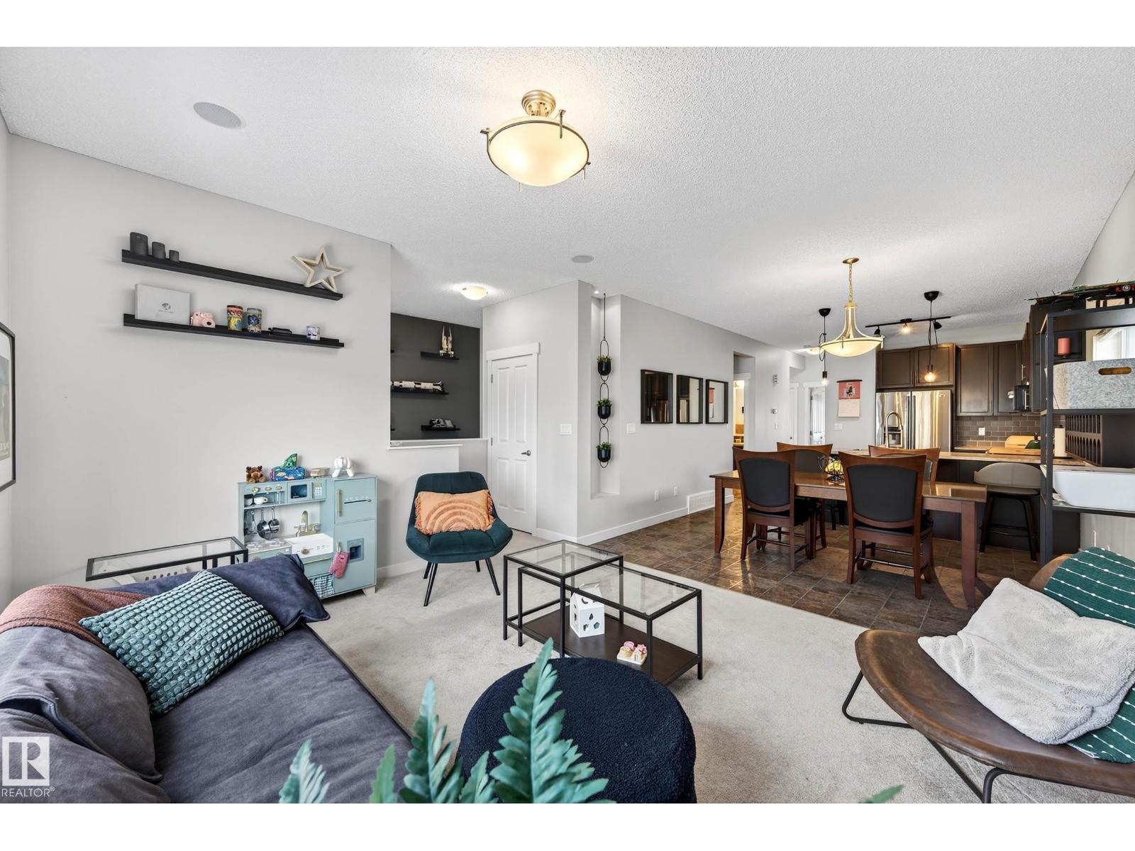 285 MCCONACHIE DR NW, Edmonton