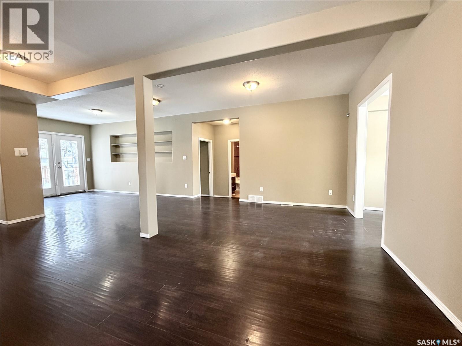 328 Q AVENUE S - Photo 5 of 32, Saskatoon, Saskatchewan