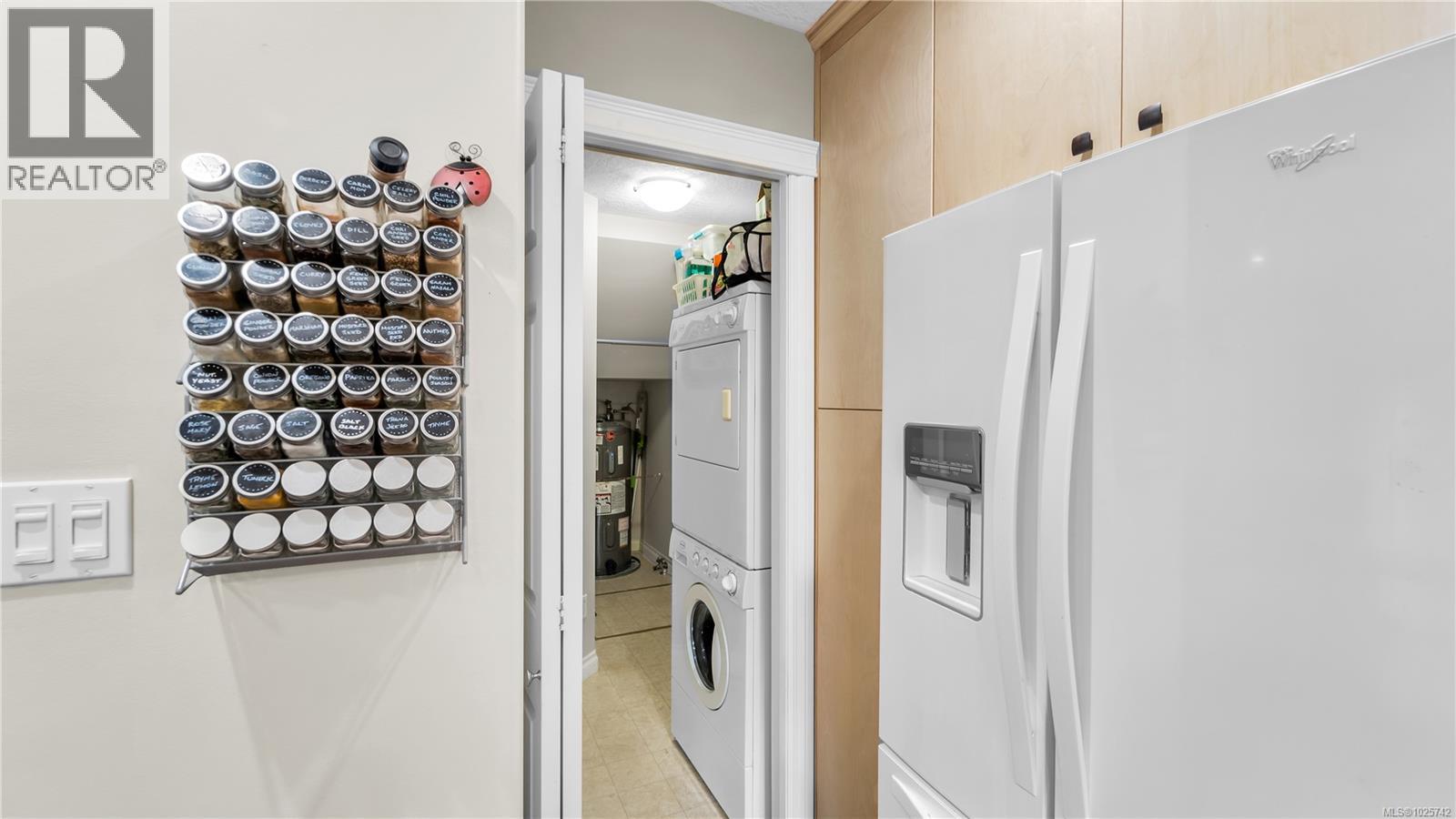 15 172 Belmont Rd, Colwood