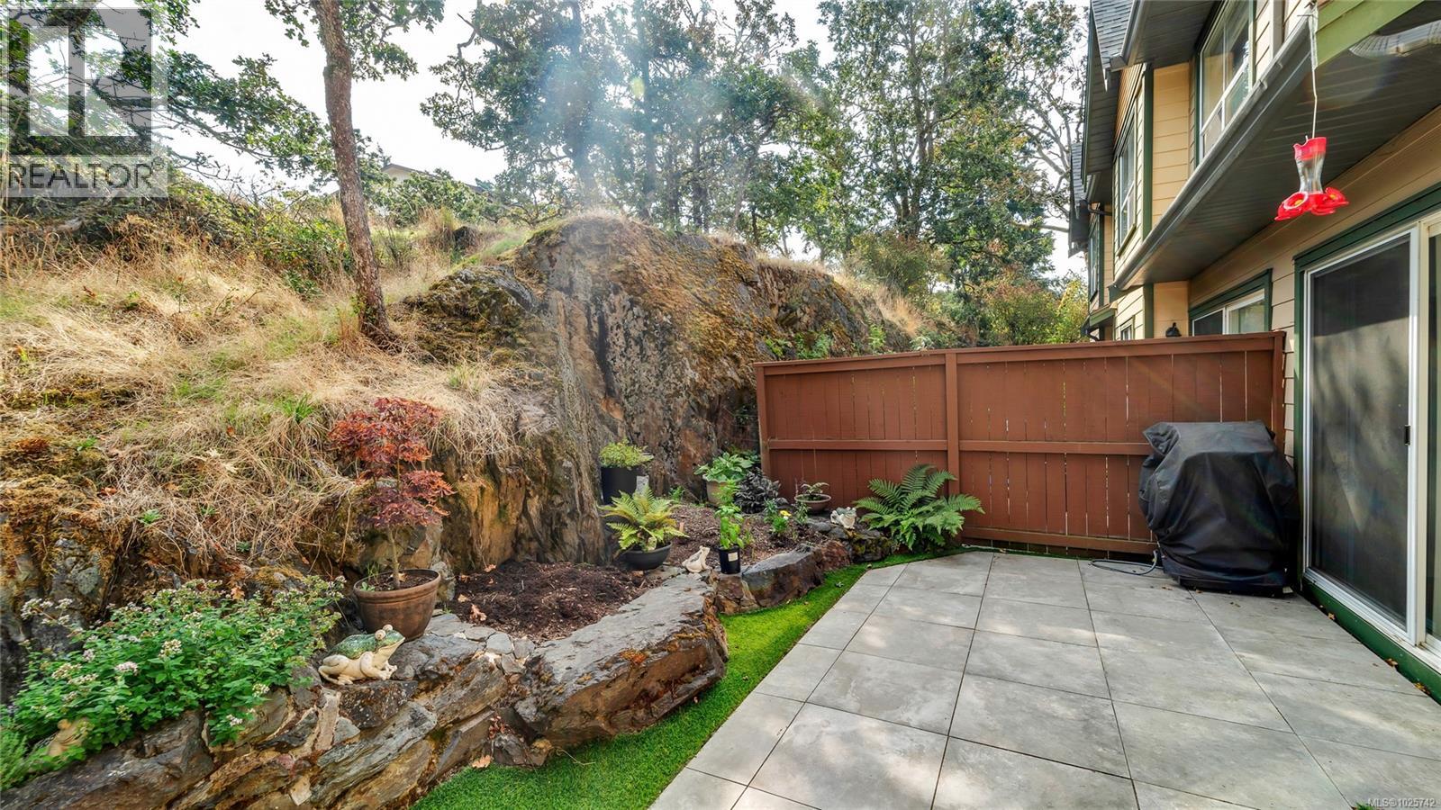 15 172 Belmont Rd, Colwood