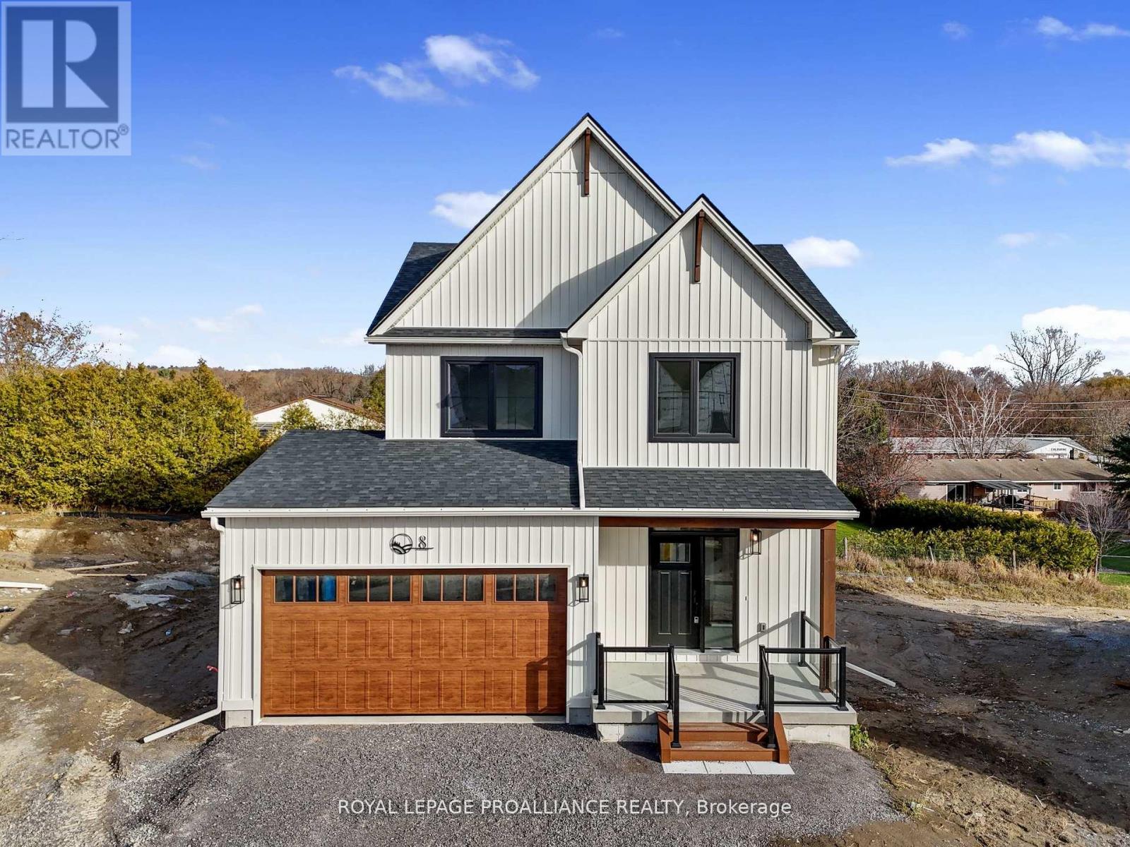 8 MERRIMAN COURT - 1