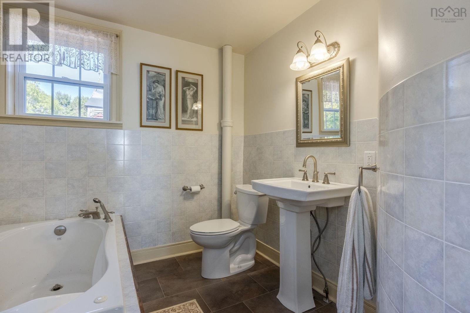 Property 22 of 36 of 5315 Granville Road