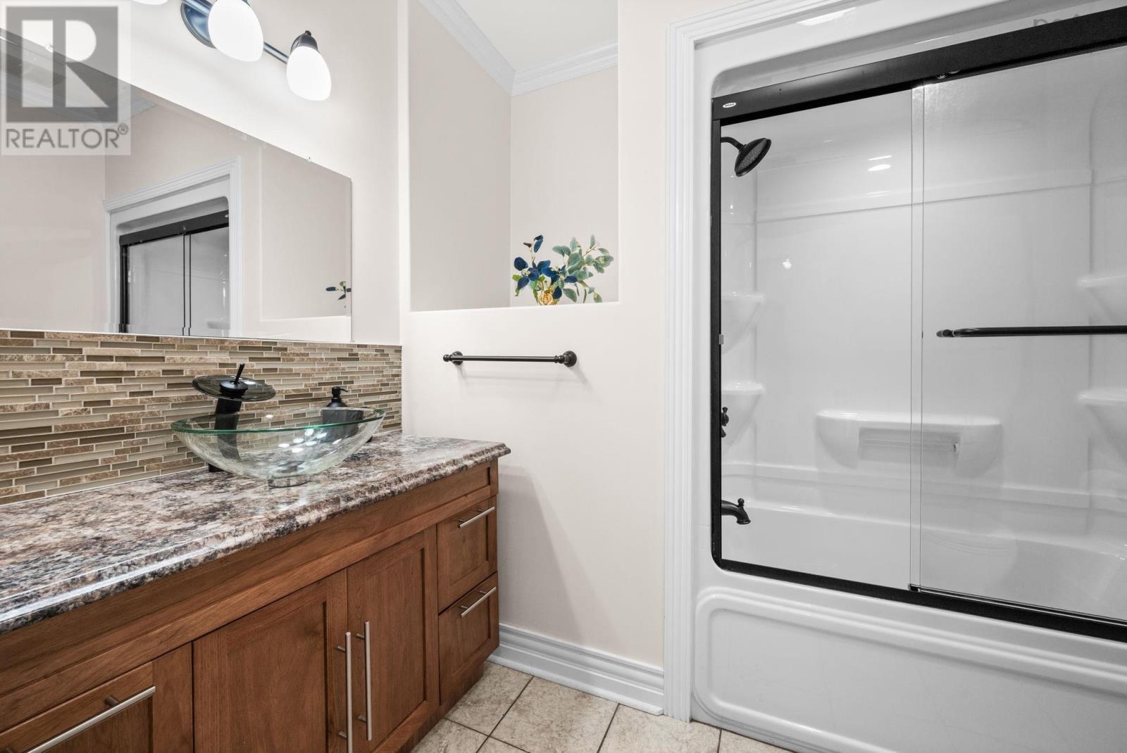 Property 24 of 42 of 14 Marshall Street