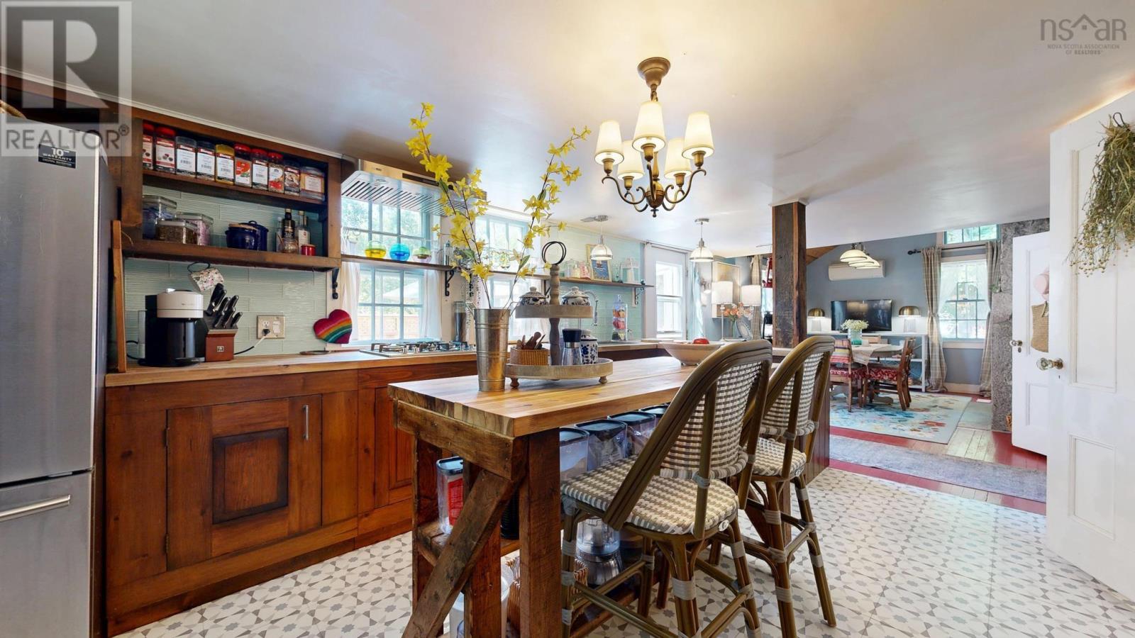 Property 22 of 50 of 17 George Street