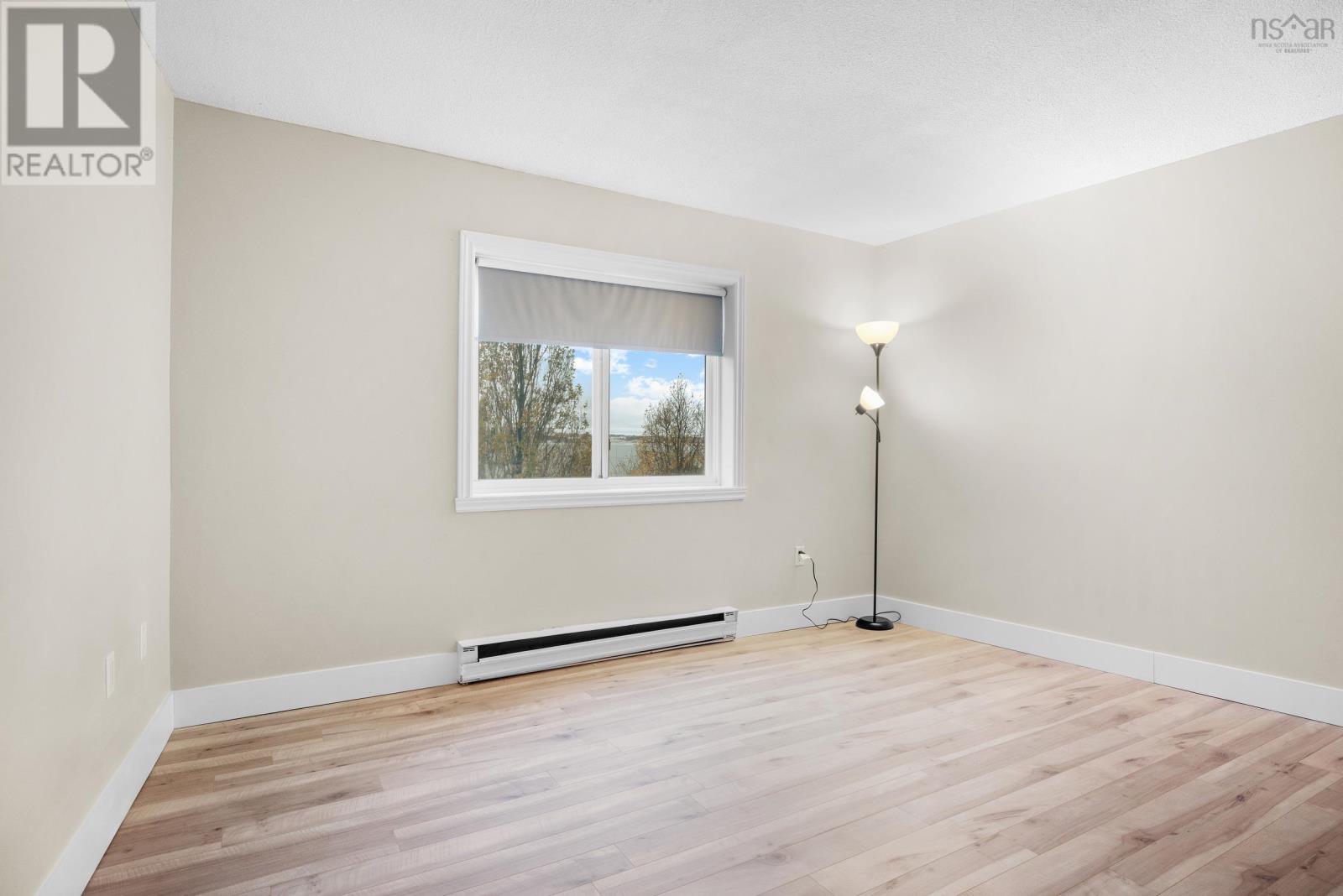 Property 21 of 47 of 302 5561 Heatherwood Court