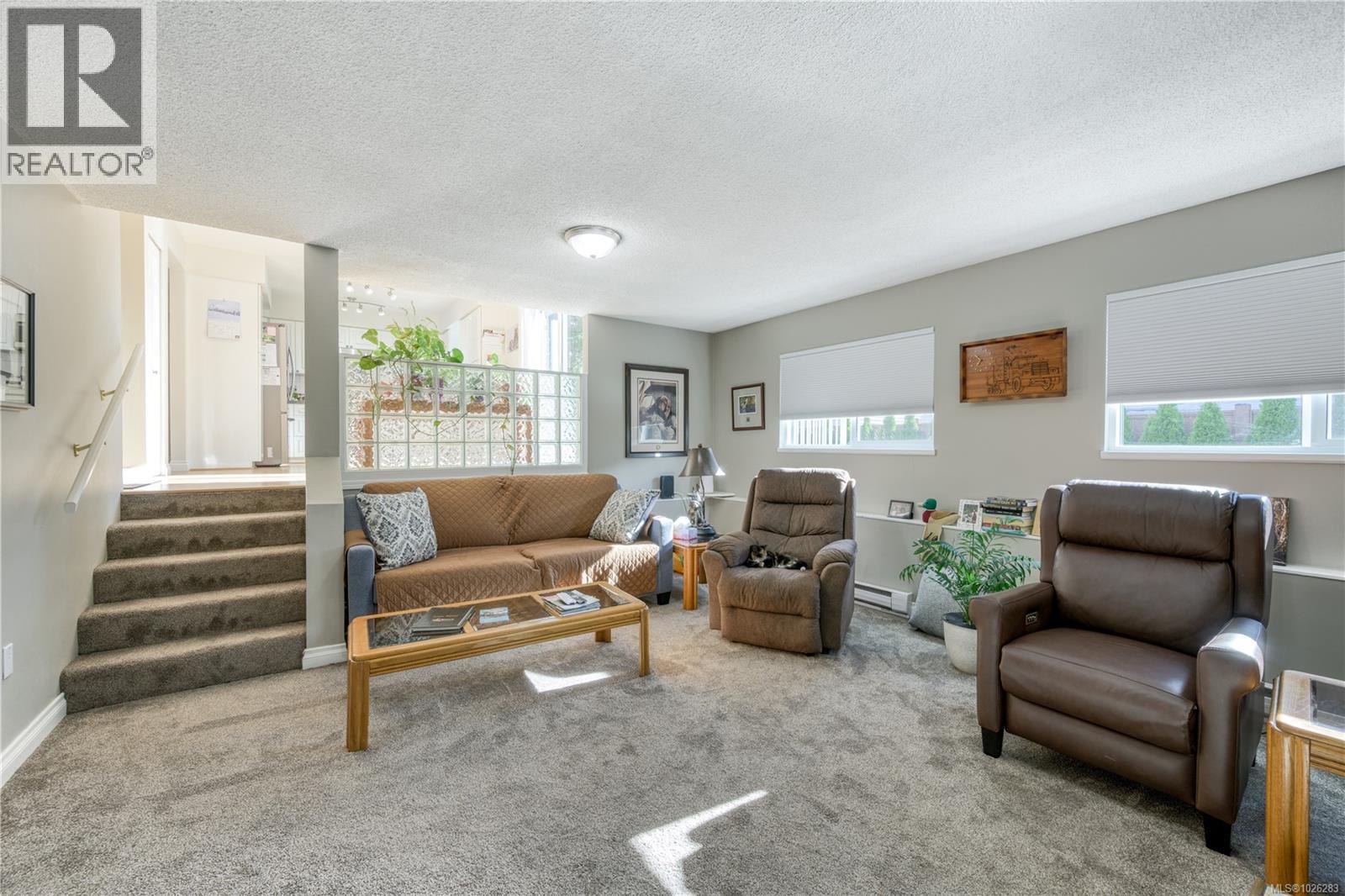 7123 Highland Dr, Port Hardy