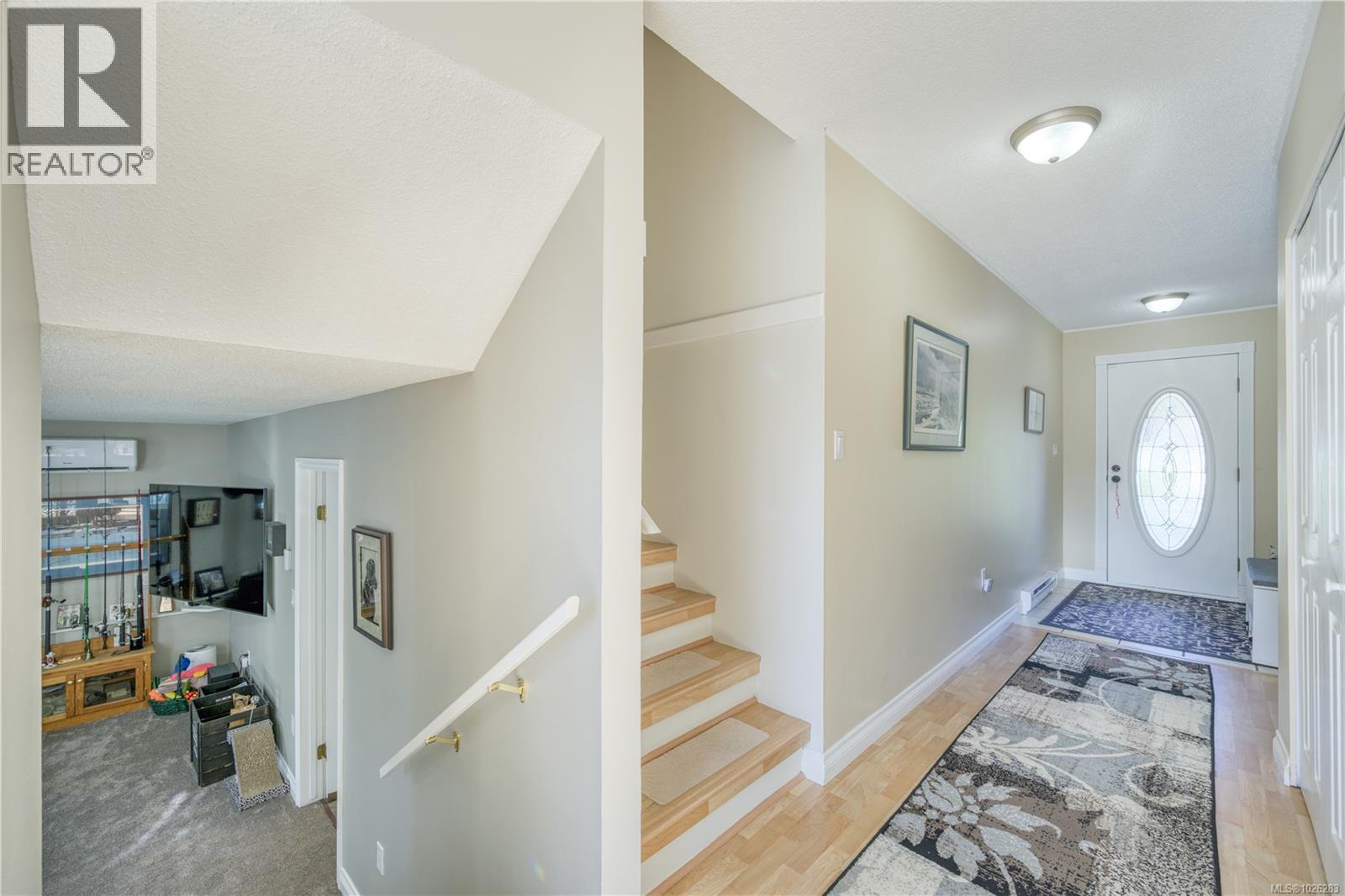 7123 Highland Dr, Port Hardy
