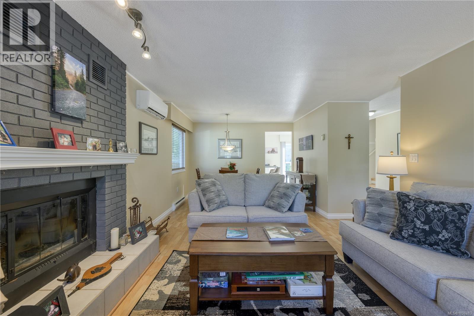 7123 Highland Dr, Port Hardy