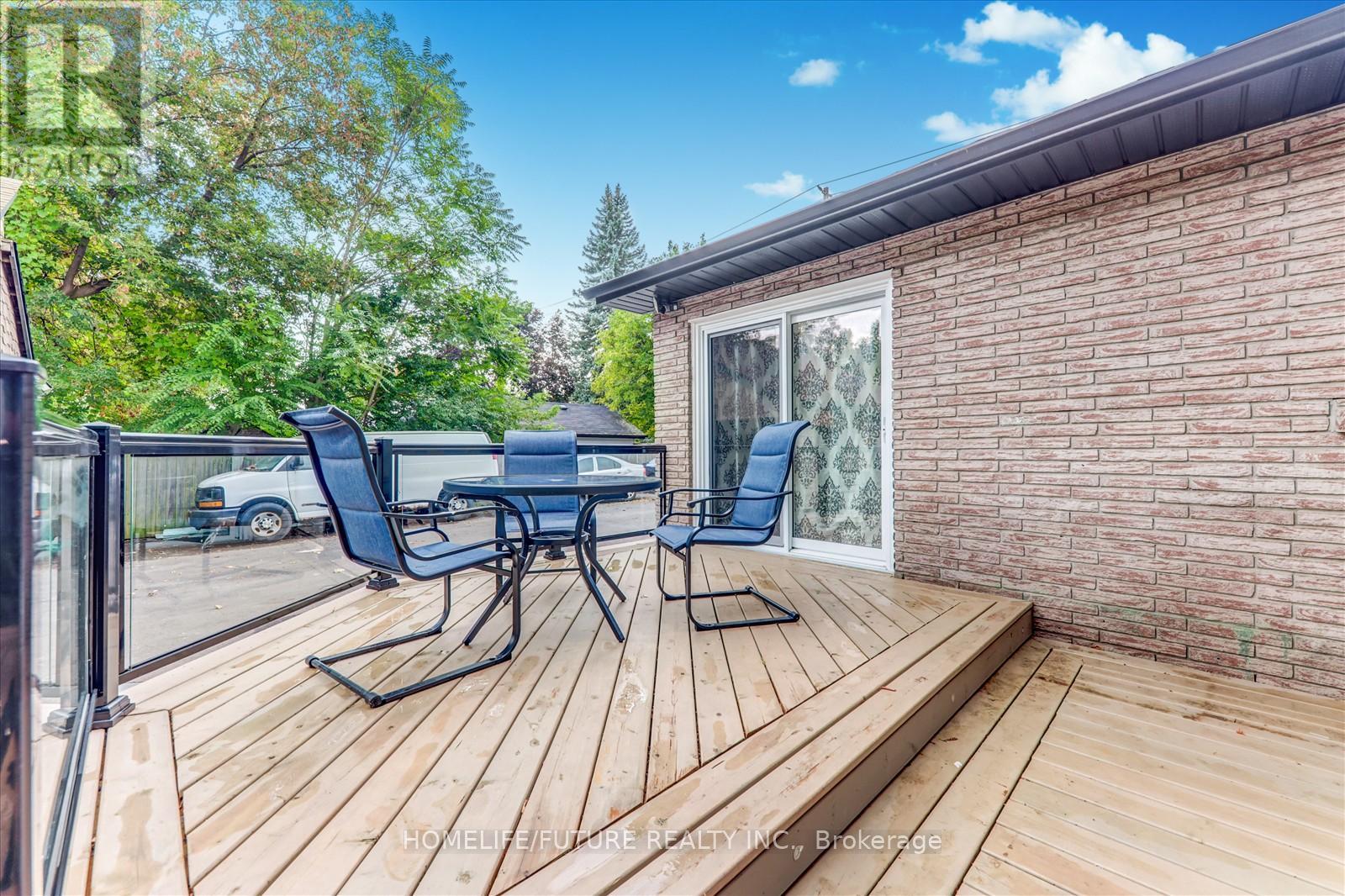 585 WILSON ROAD N - 34