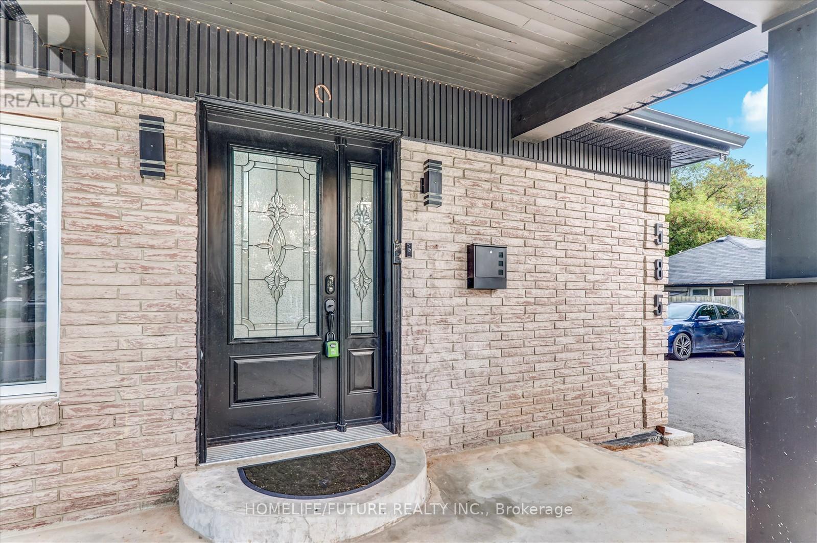 585 WILSON ROAD N - 6