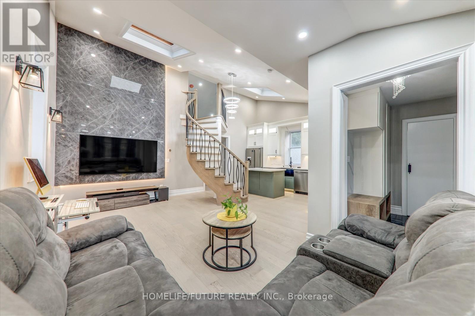 585 WILSON ROAD N - 9