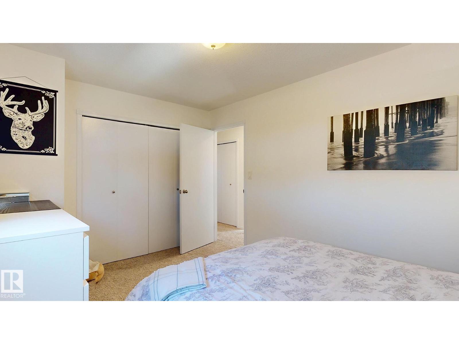 9515B 120 AV NW, Edmonton