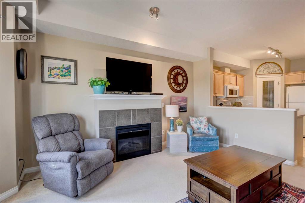 Single Family House for Sale in   Everstone Drive SW Evergreen Calgary 