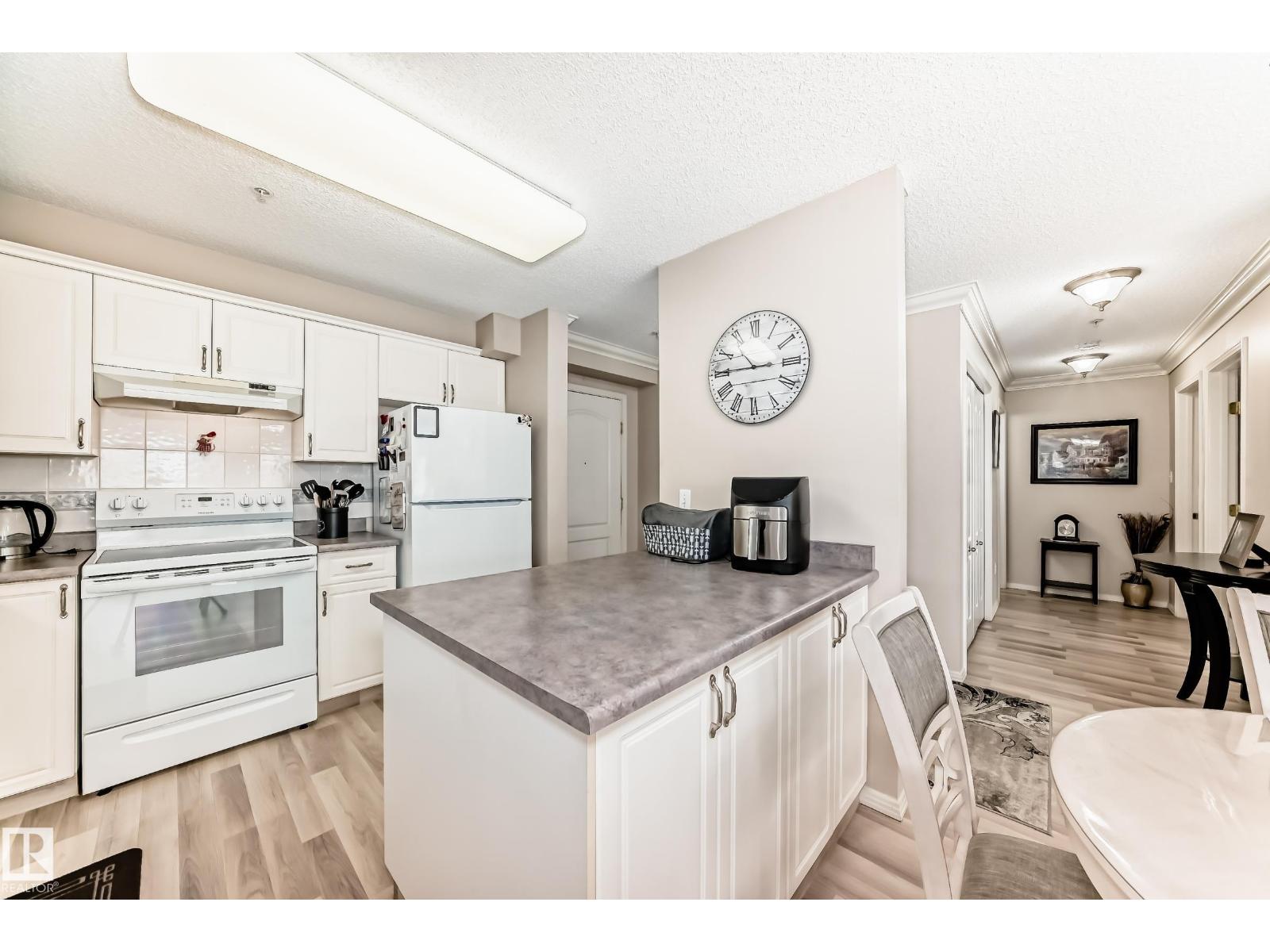 #201 17150 94A AV NW, Edmonton