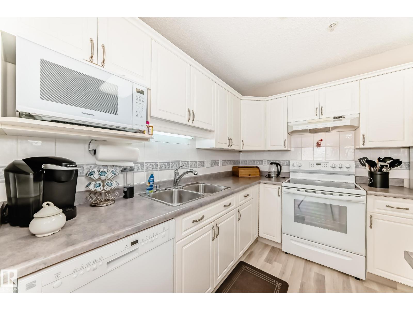 #201 17150 94A AV NW, Edmonton