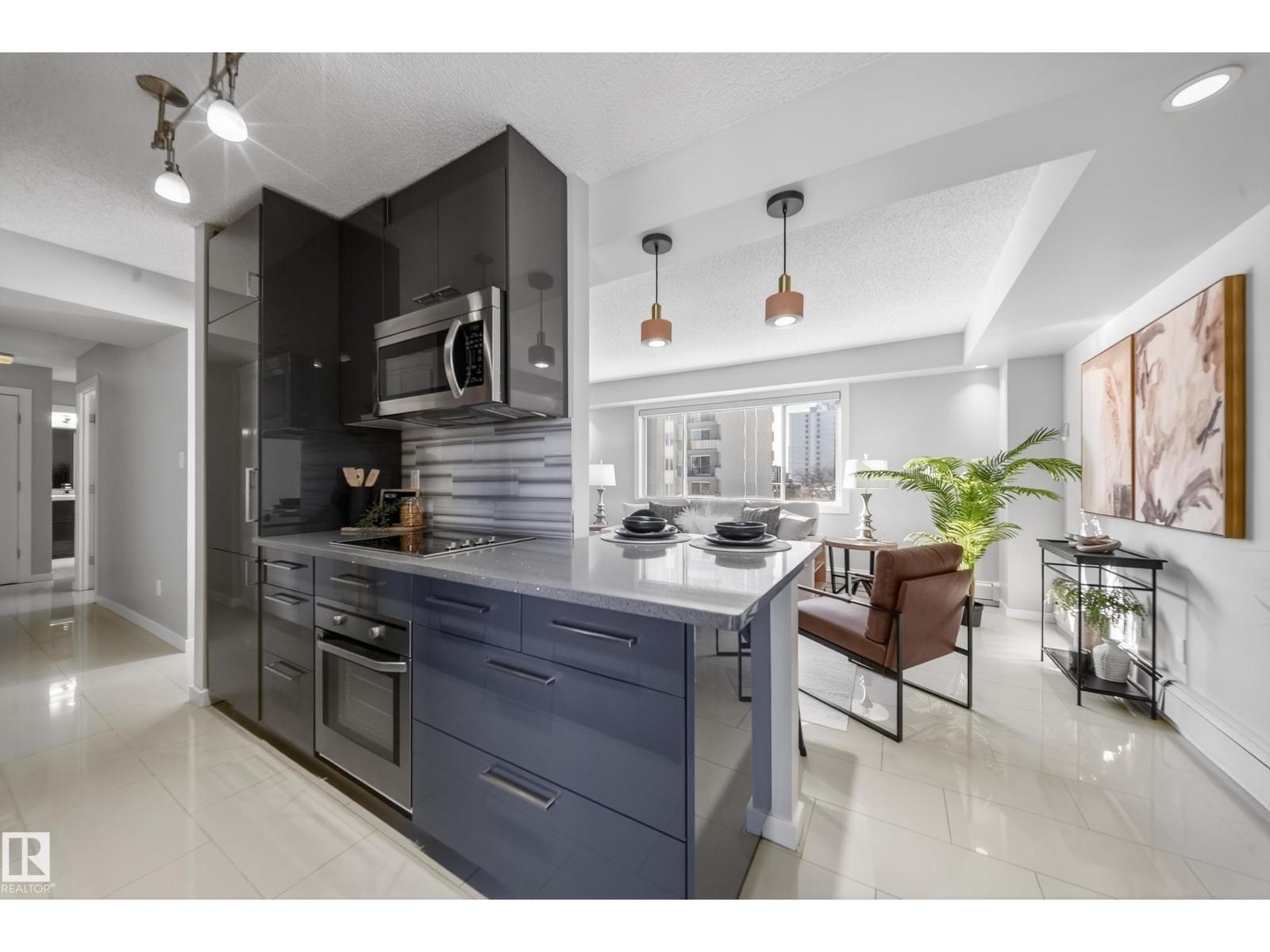 #504 10140 115 ST NW, Edmonton