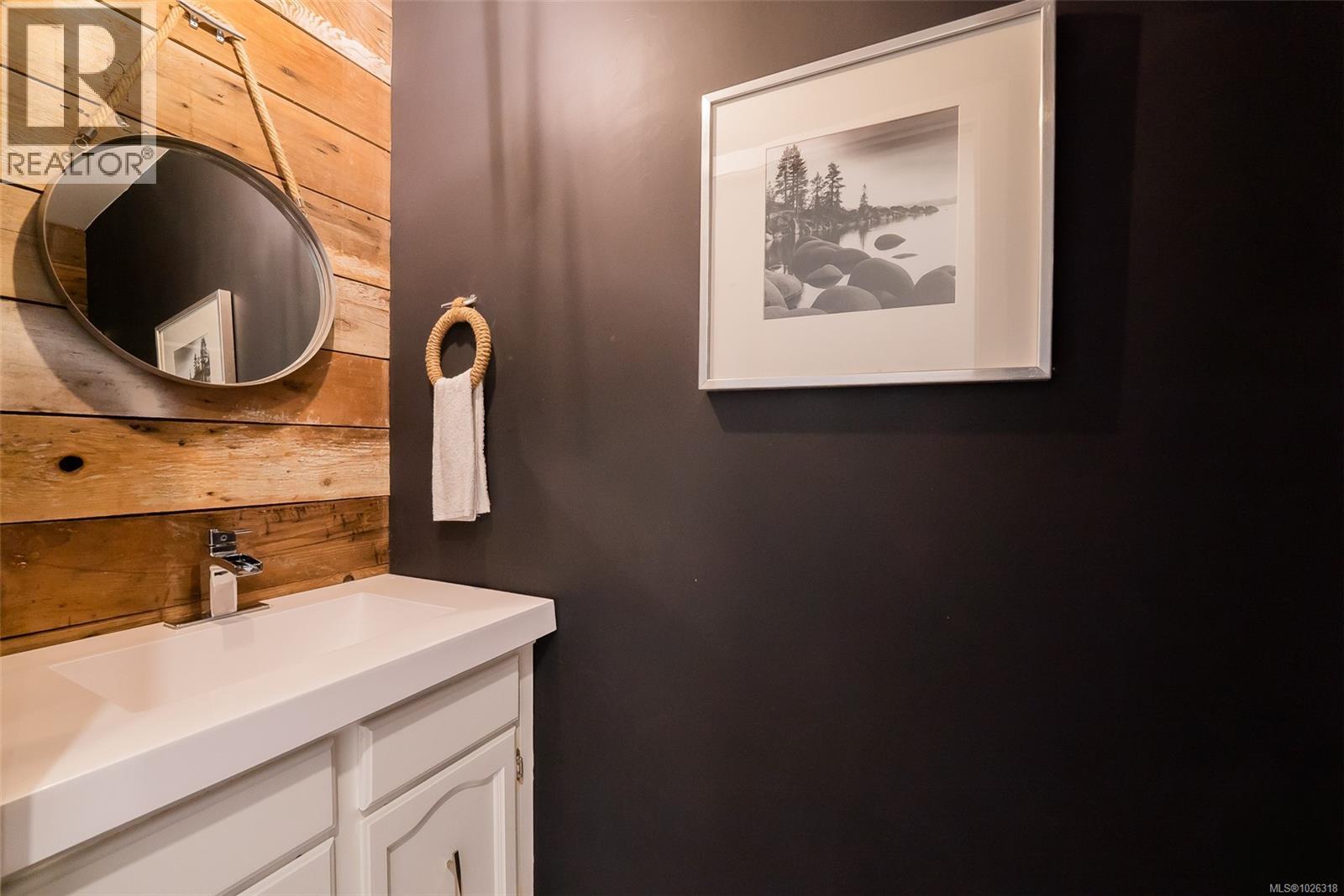 5767 BROADWAY RD - 33