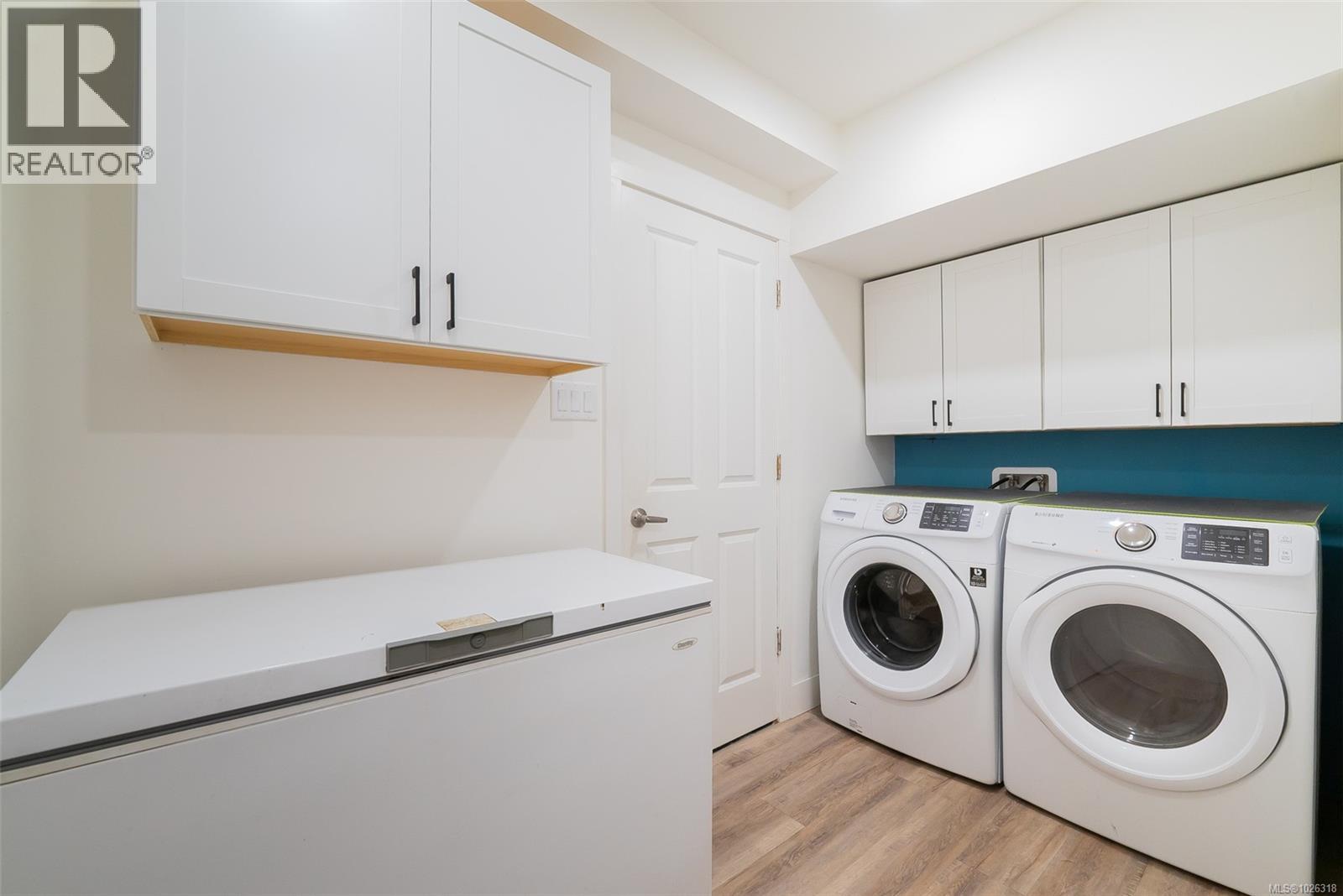 5767 BROADWAY RD - 22