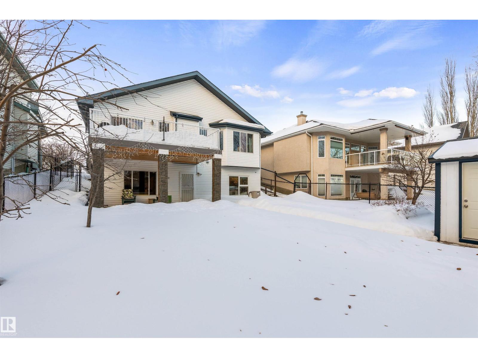 13 NEWBURY CO, St. Albert