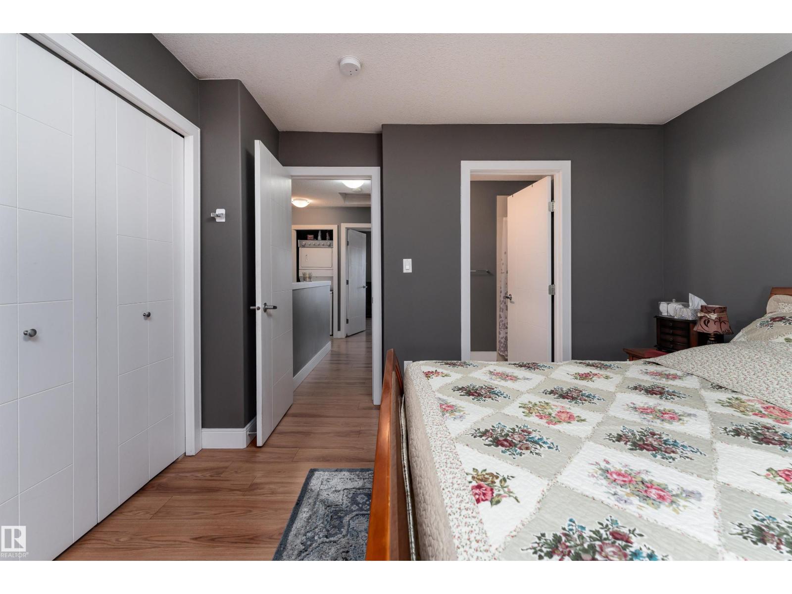 #37 13003 132 AV NW, Edmonton