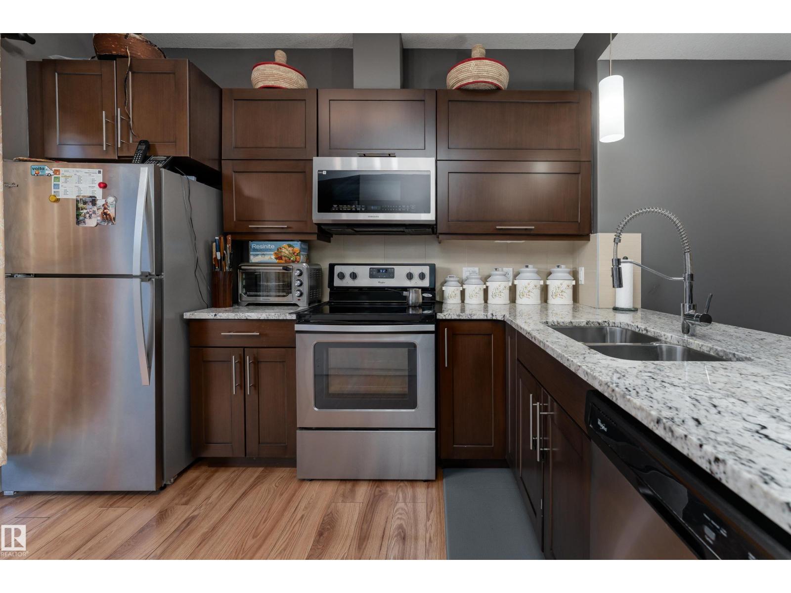 #37 13003 132 AV NW, Edmonton