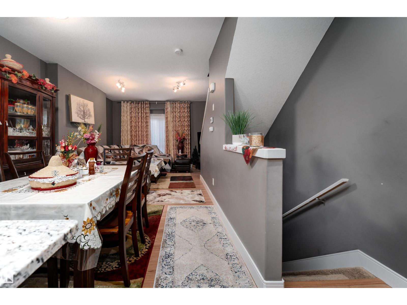 #37 13003 132 AV NW, Edmonton