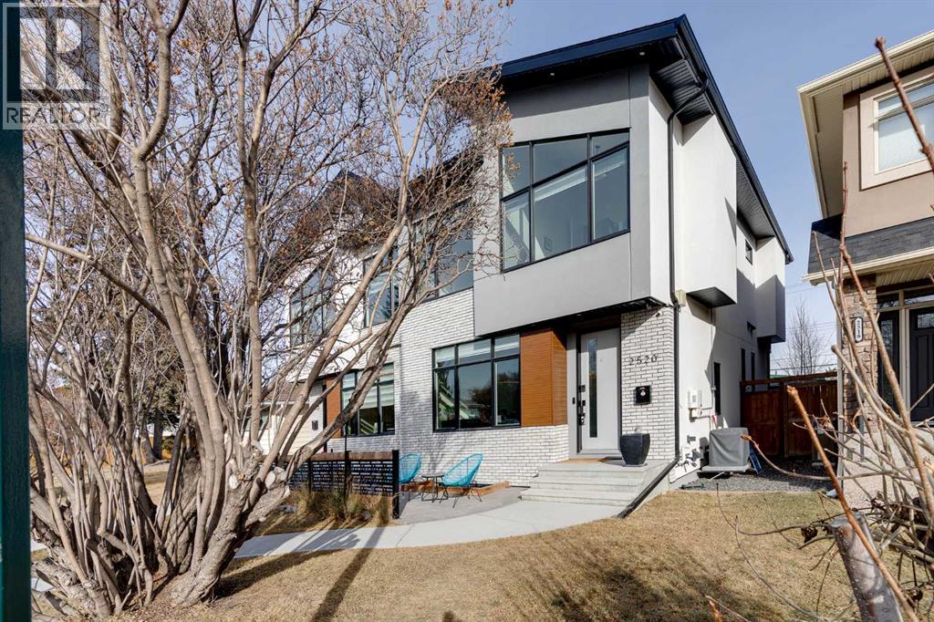 2520 Cochrane Road NW, Calgary, Alberta