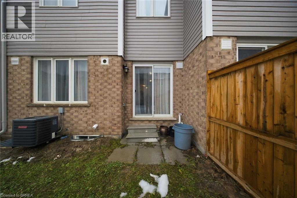 126 MUNRO CIRCLE - 20