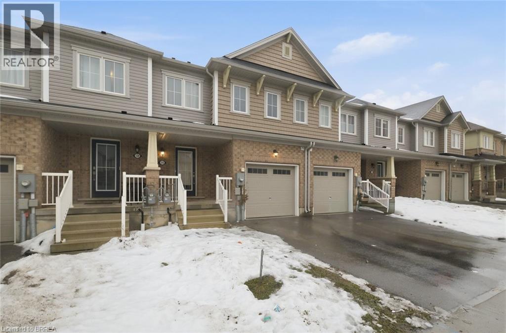 126 MUNRO CIRCLE - 3
