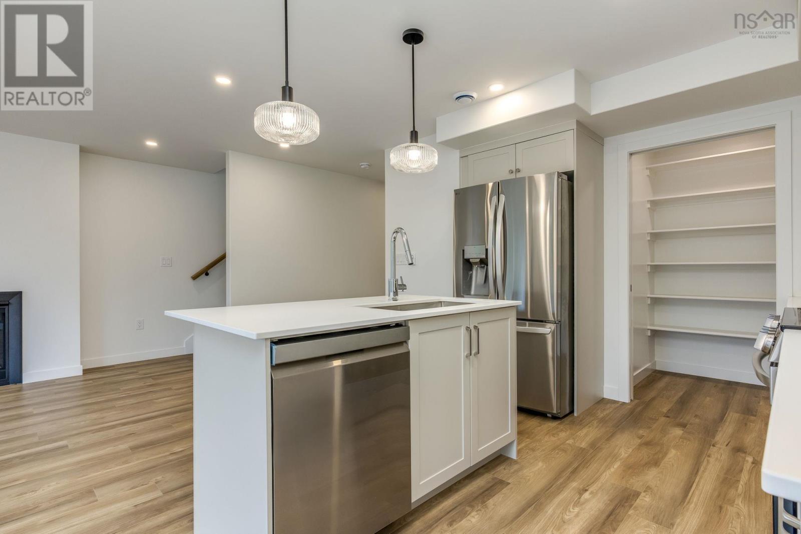 Property 14 of 49 of SMD-5B 44 Simona Drive