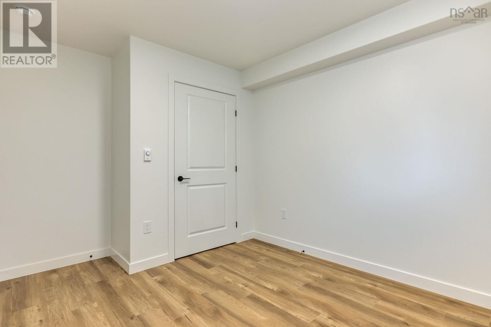 Property 44 of 49 of SMD-5B 44 Simona Drive