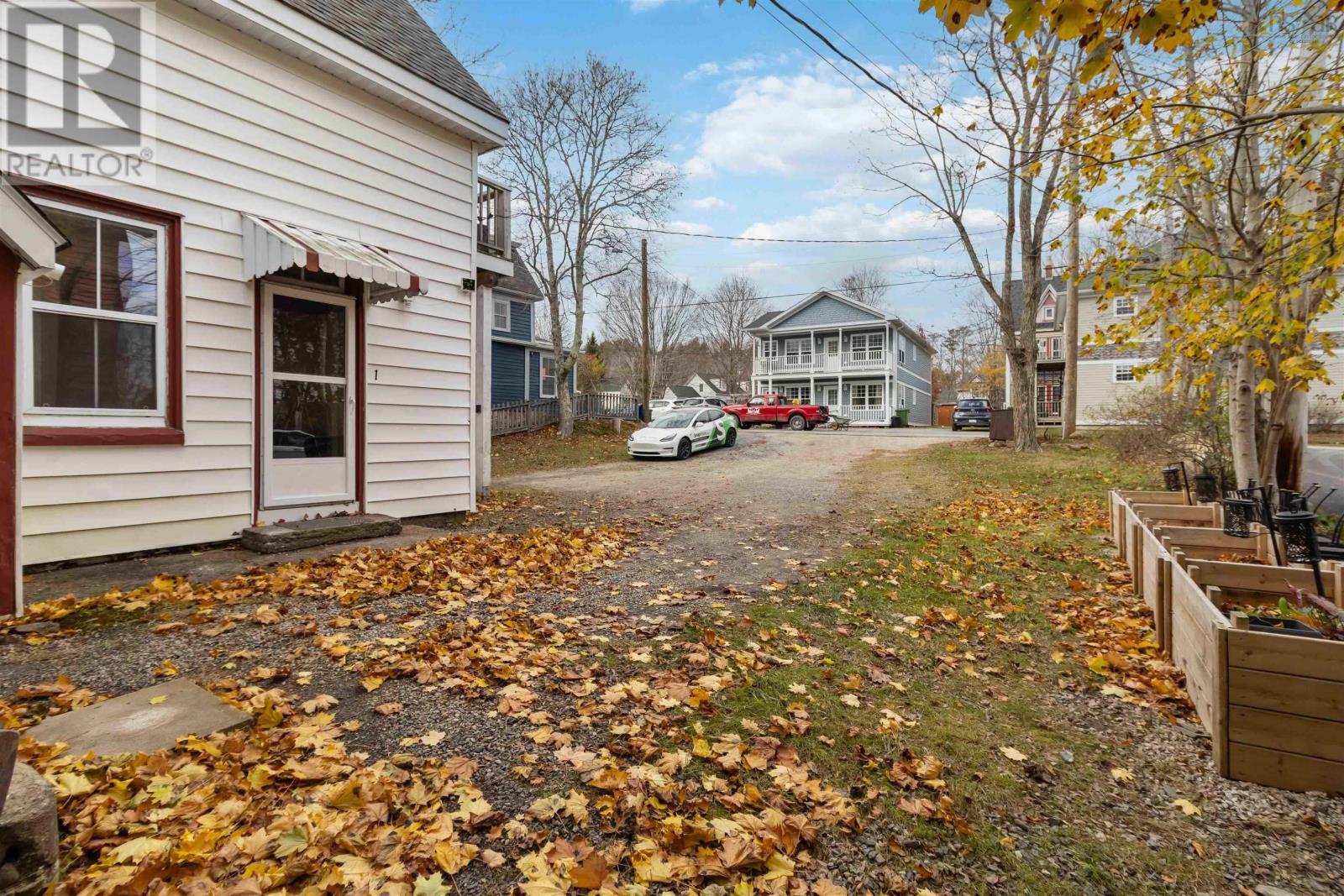 Property 7 of 36 of 499 Main Street