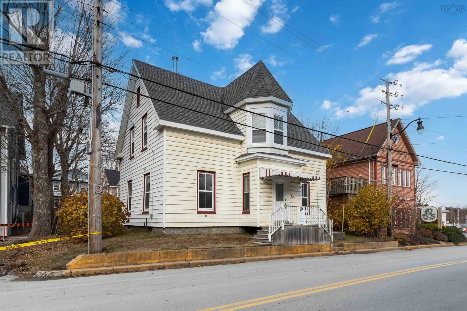 Property 2 of 36 of 499 Main Street