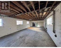 #rear - 1089 Seneca Avenue, Mississauga, ON L5G3X4 Photo 9