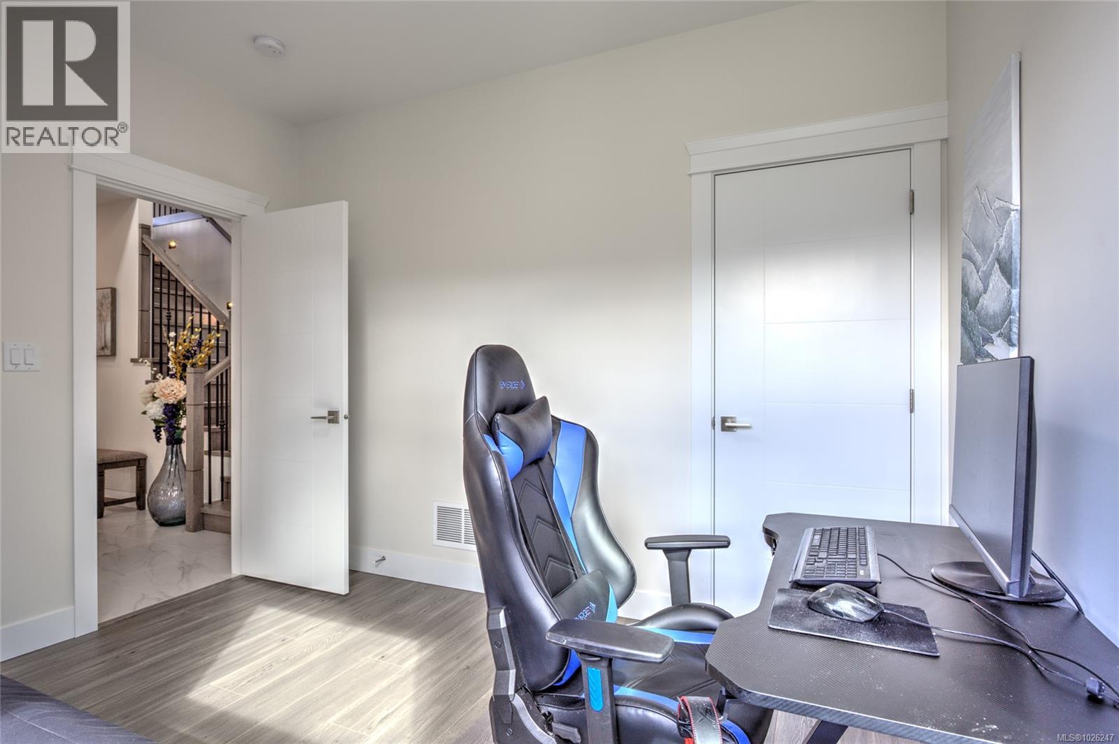 1218 Viewtop Rd, Duncan