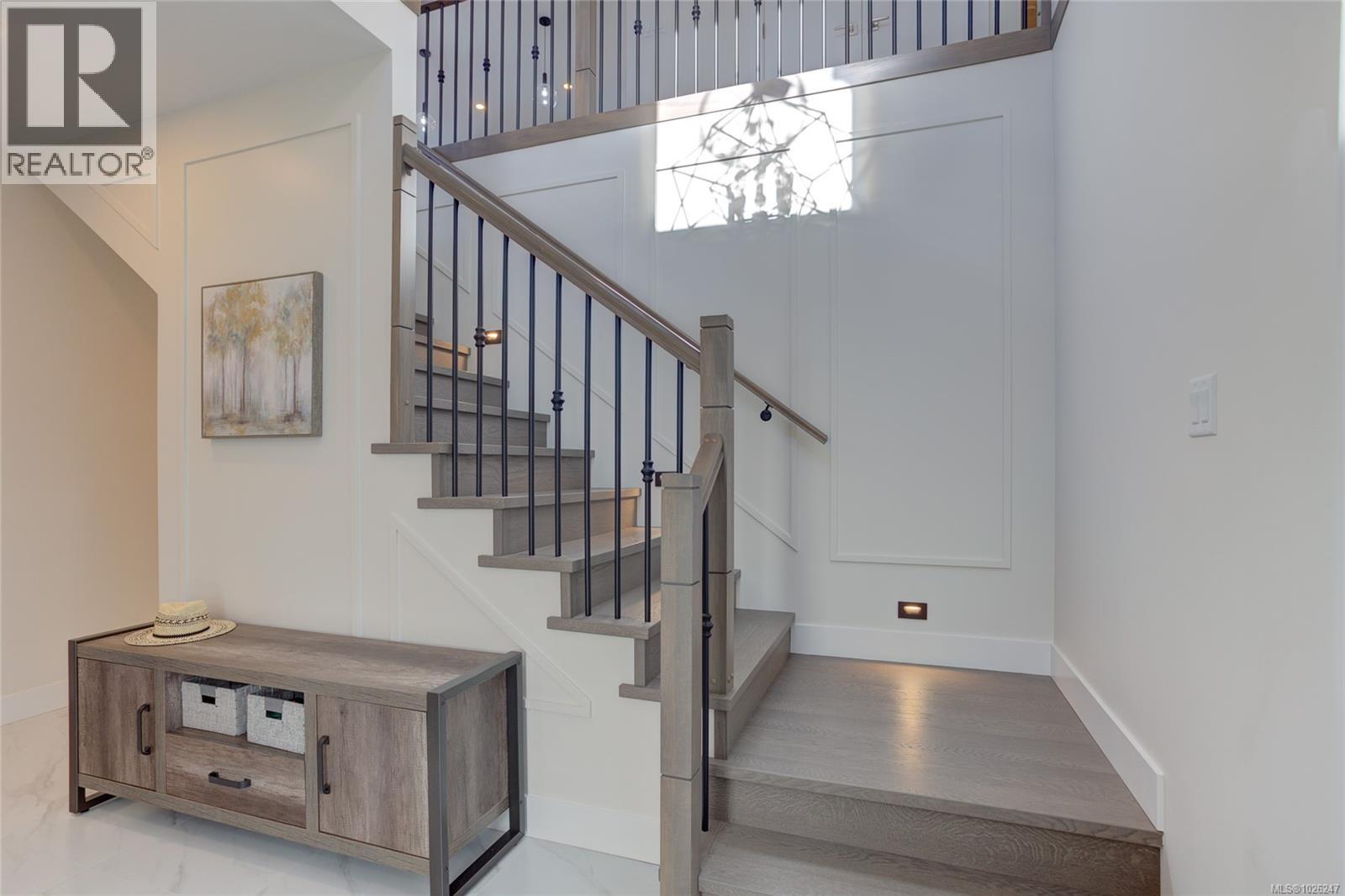 1218 Viewtop Rd, Duncan