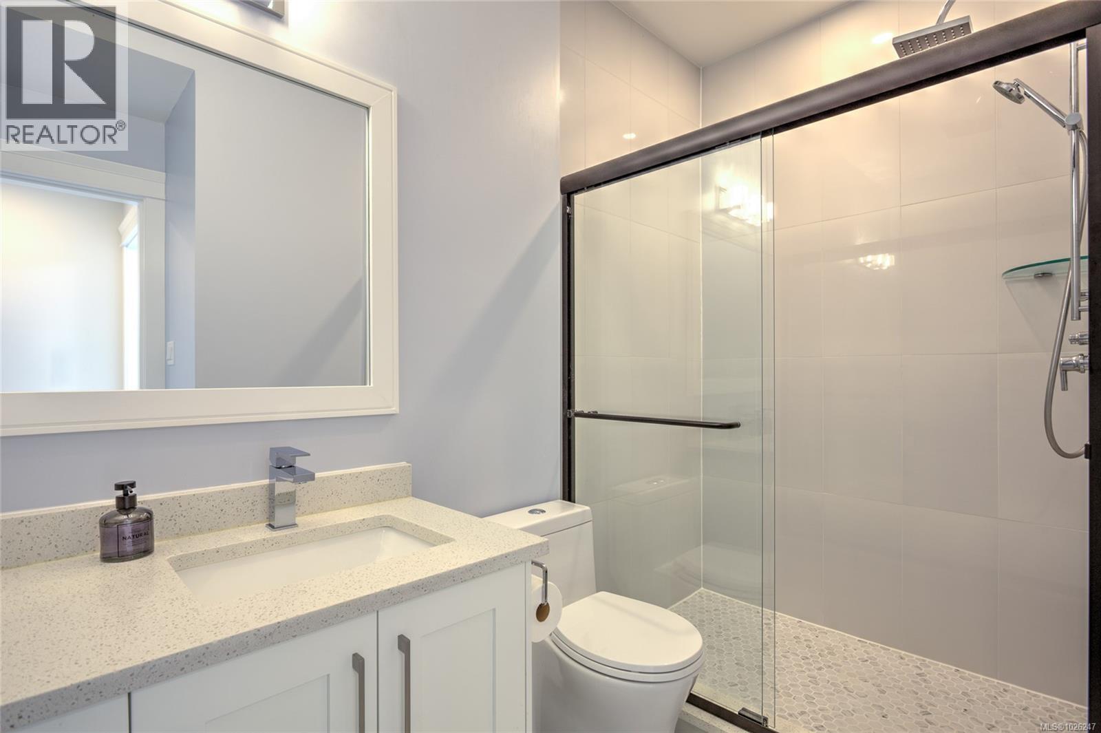 1218 Viewtop Rd, Duncan