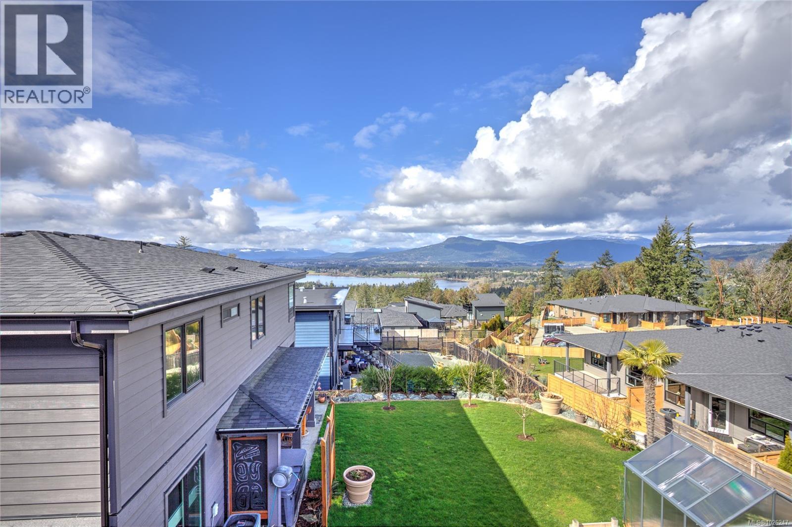 1218 Viewtop Rd, Duncan