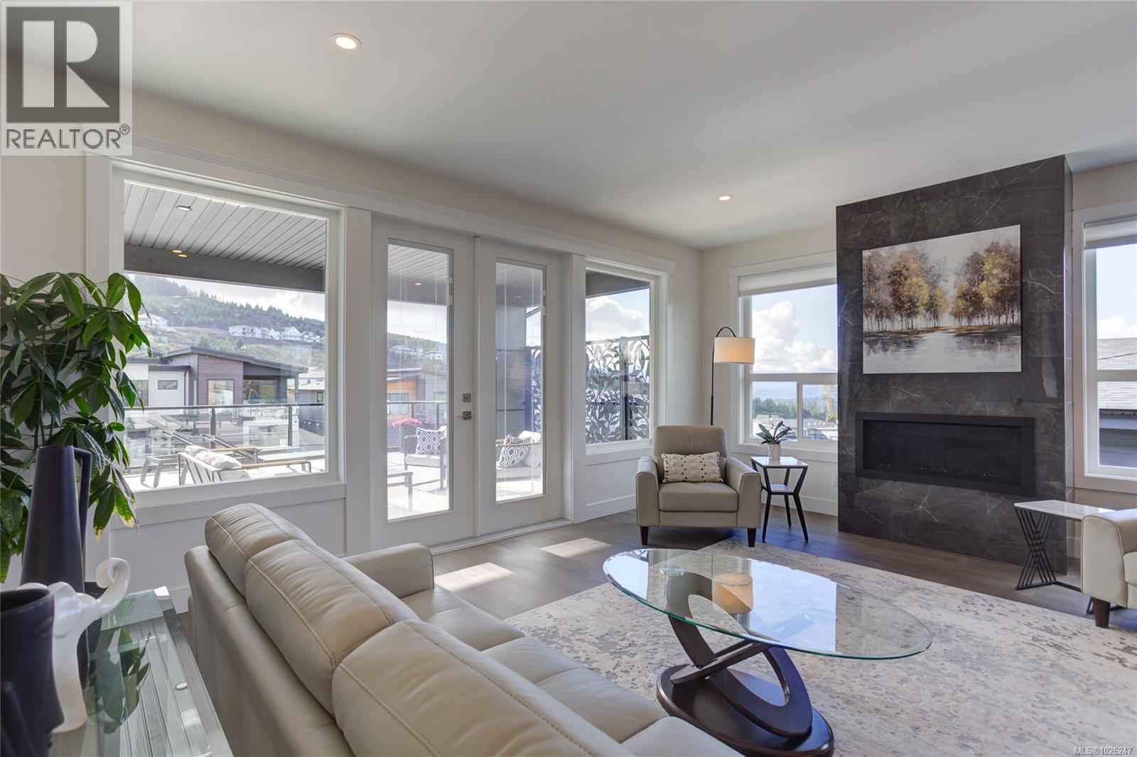 1218 Viewtop Rd, Duncan