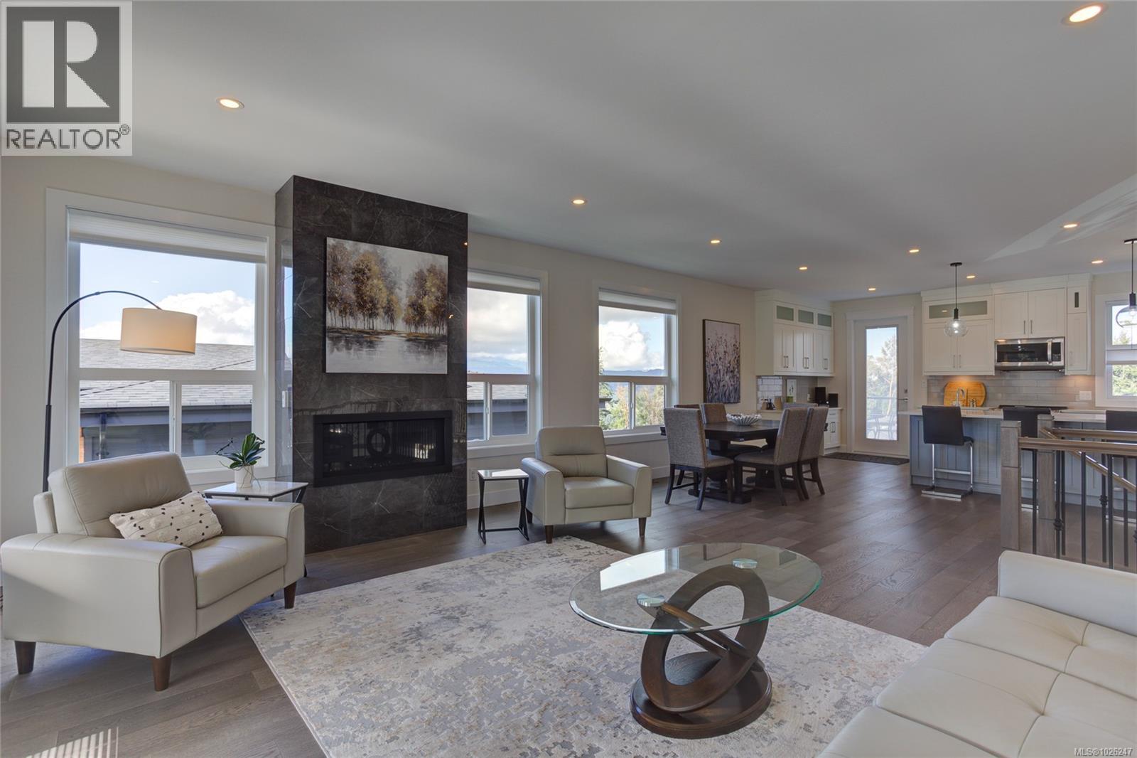 1218 Viewtop Rd, Duncan