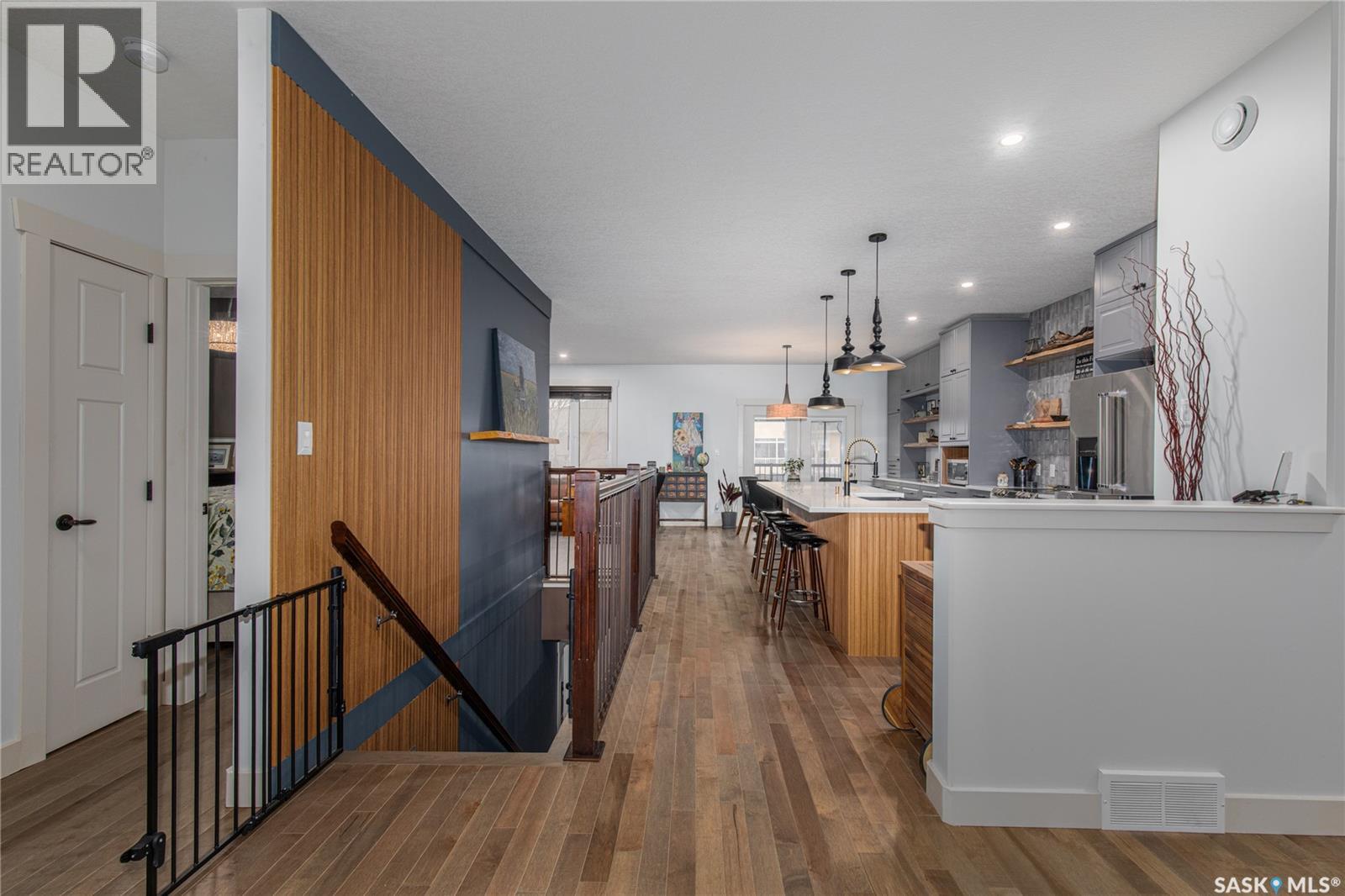 271 Blue Sage DRIVE - Photo 5 of 50, Moose Jaw, Saskatchewan